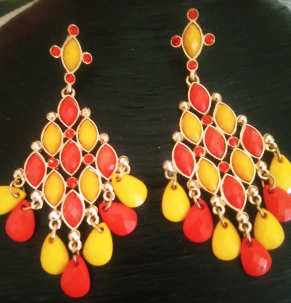 Woman earrings